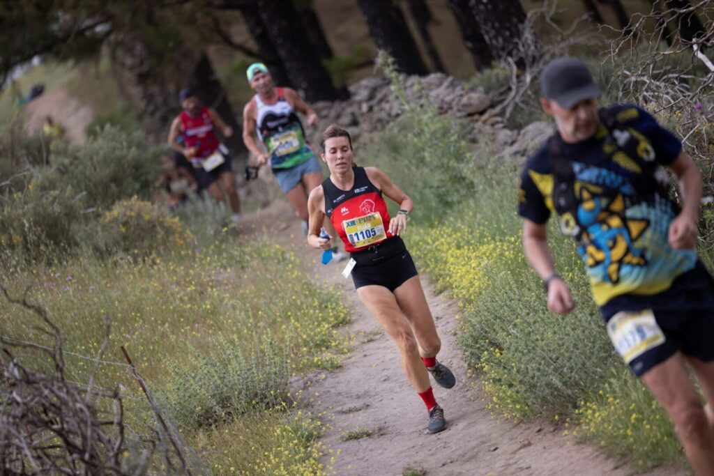 Si hay una carrera que levanta pasiones entre quienes aman el trail, ese que te hace sudar pero también te emociona… esa es Entre Cortijos