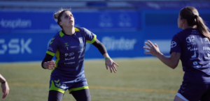 Y esta vez la protagonista es Noelia Ramos, una guardameta que transmite calma bajo palos… pero también una historia de trabajo